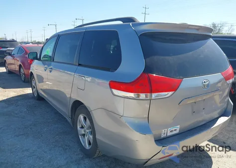 2014 Toyota Sienna Le V6 8 Passenger из США, поврежденный, VIN 5TDKK3DC7ES496640
